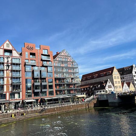 Apartament Chmielna Z Widokiem Na Rzeke Gdańsk Buitenkant foto