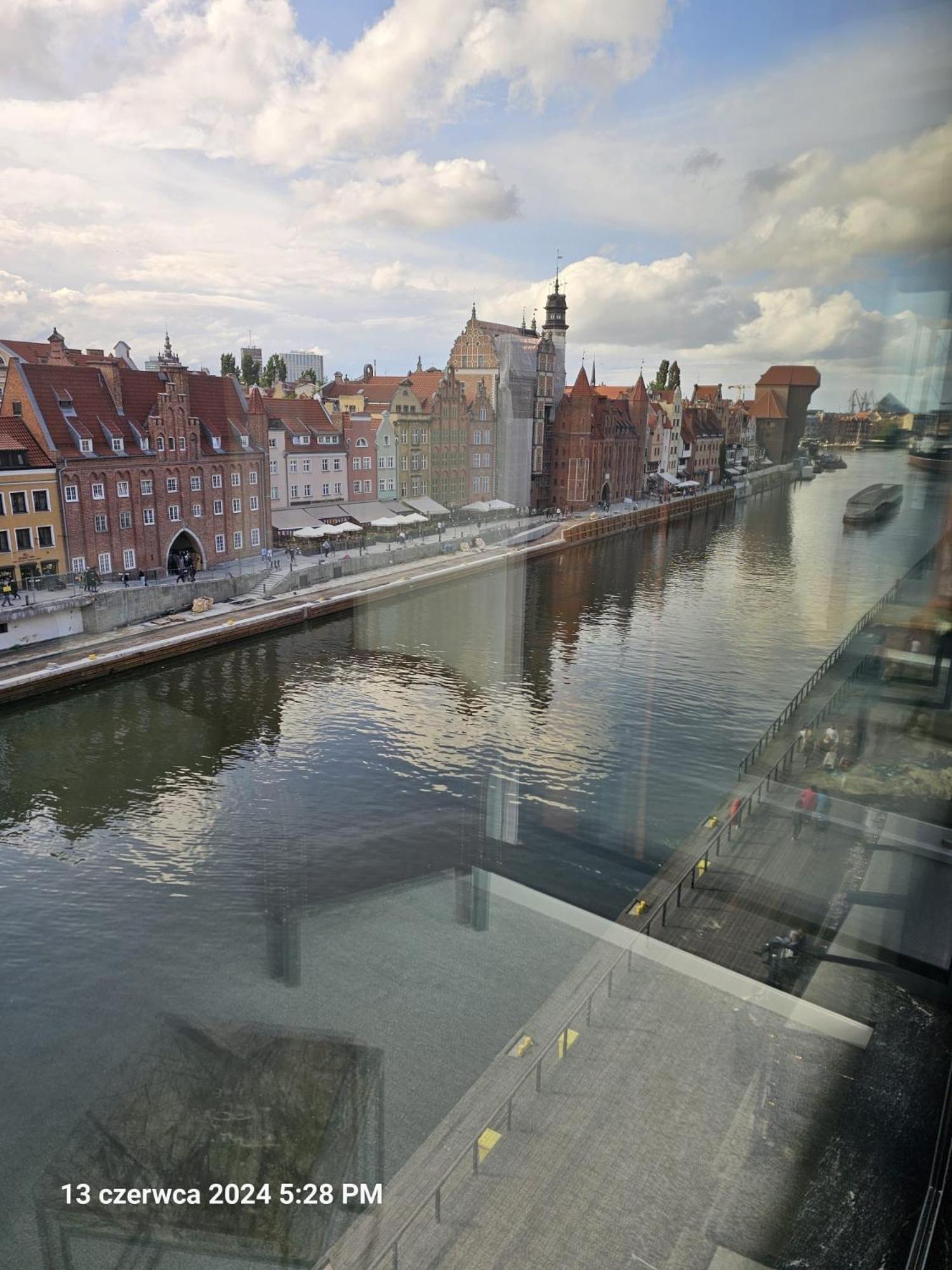 Apartament Chmielna Z Widokiem Na Rzeke Gdańsk Buitenkant foto